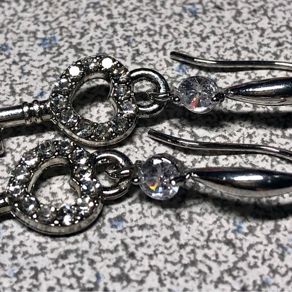 KEY earring with beautiful rhinestone hooks, NWOT - Picture 8 of 10